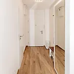 Apartament Jeannine *